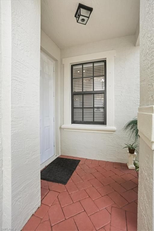 7576 Bristol CIR, NAPLES, FL 34120 — photo 2