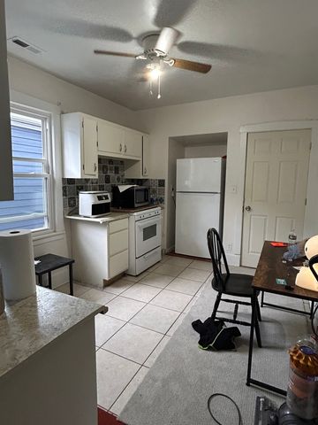 2005 DARROW Avenue, Evanston, IL 60201