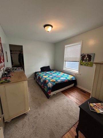 2005 DARROW Avenue, Evanston, IL 60201