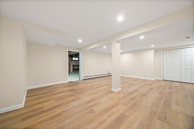 20 Francis Rd, Sharon, MA 02067