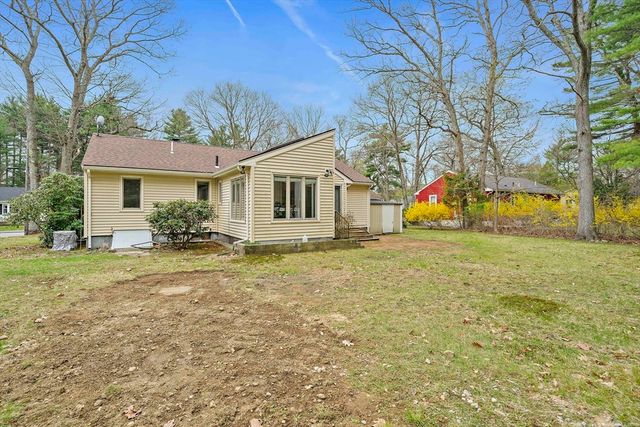 20 Francis Rd, Sharon, MA 02067