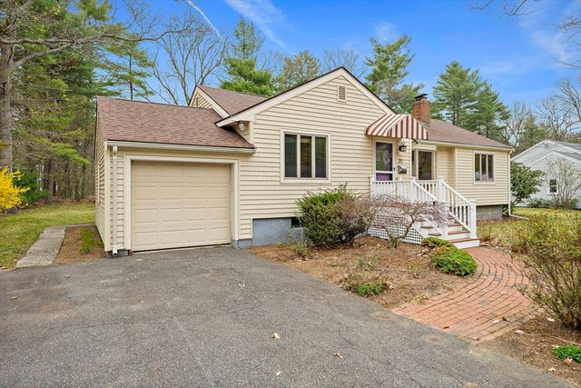 20 Francis Rd, Sharon, MA 02067