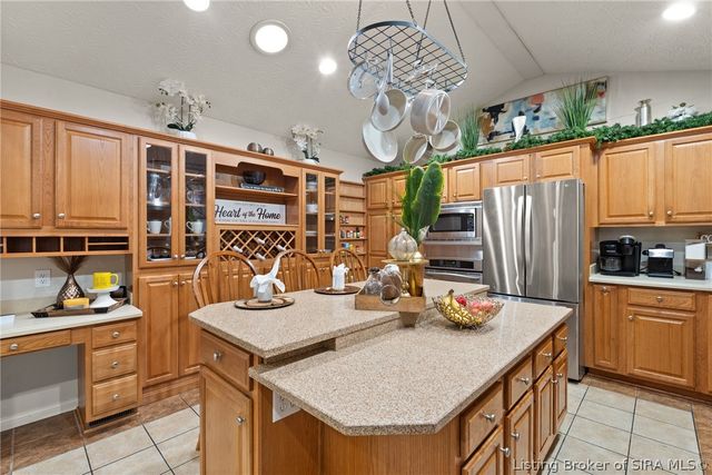 5268 Sanibel Vista, Jeffersonville, IN 47130