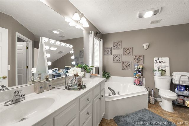 5268 Sanibel Vista, Jeffersonville, IN 47130