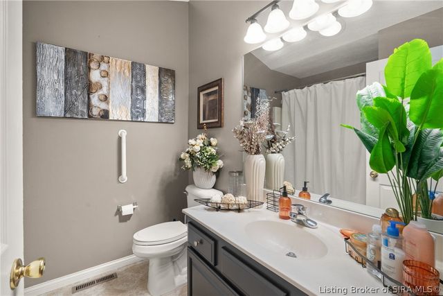 5268 Sanibel Vista, Jeffersonville, IN 47130