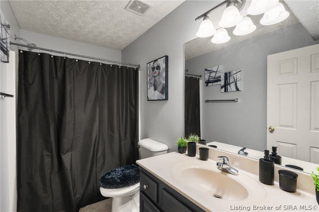 5268 Sanibel Vista, Jeffersonville, IN 47130
