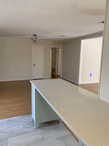 1912 Fairmont Drive, Benton, AR 72015