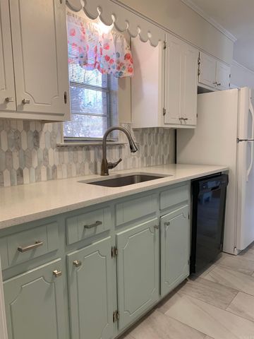 1912 Fairmont Drive, Benton, AR 72015