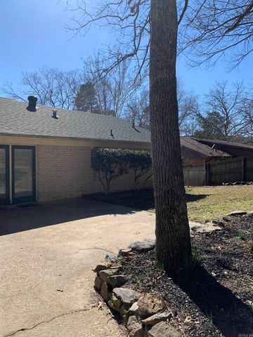 1912 Fairmont Drive, Benton, AR 72015