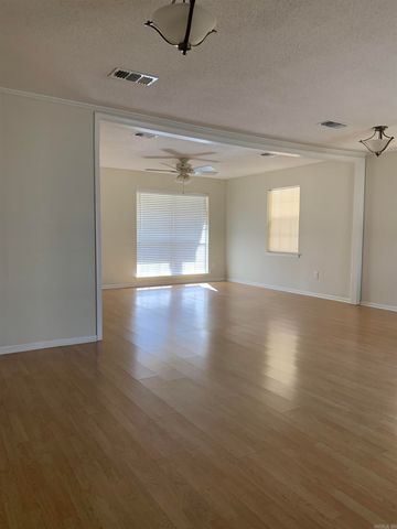 1912 Fairmont Drive, Benton, AR 72015