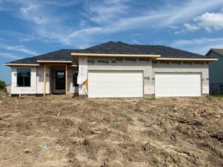 1526 N Shadow Rock Dr, Andover, KS 67002