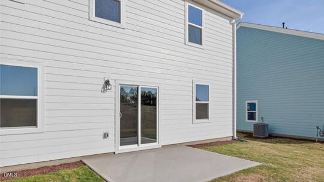 836 Comice Pear Way, Willow Springs, NC 27592