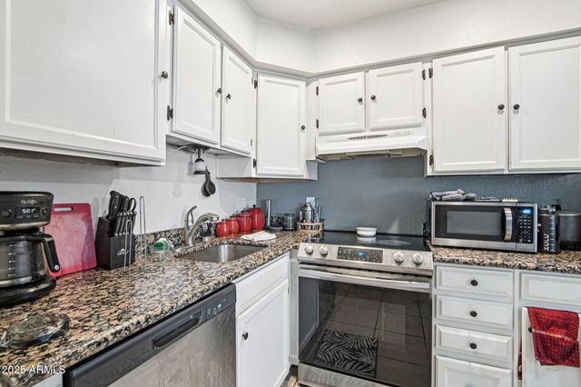 2121 S PENNINGTON -- 47, Mesa, AZ 85202