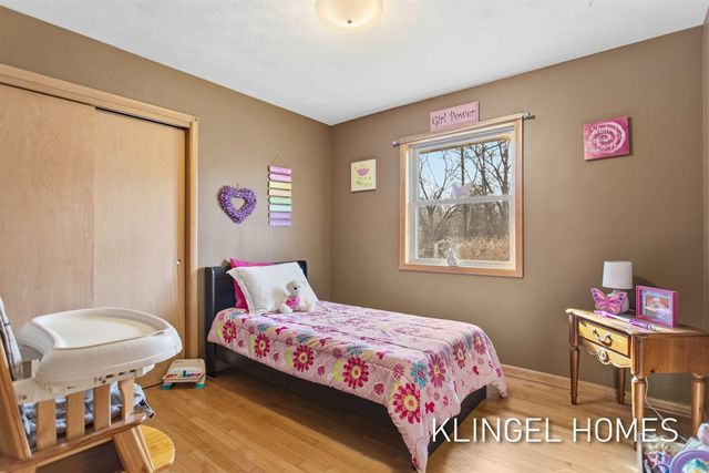 15516 Pruin Street, Spring Lake, MI 49456