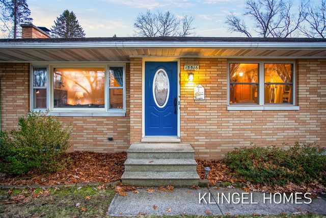 15516 Pruin Street, Spring Lake, MI 49456