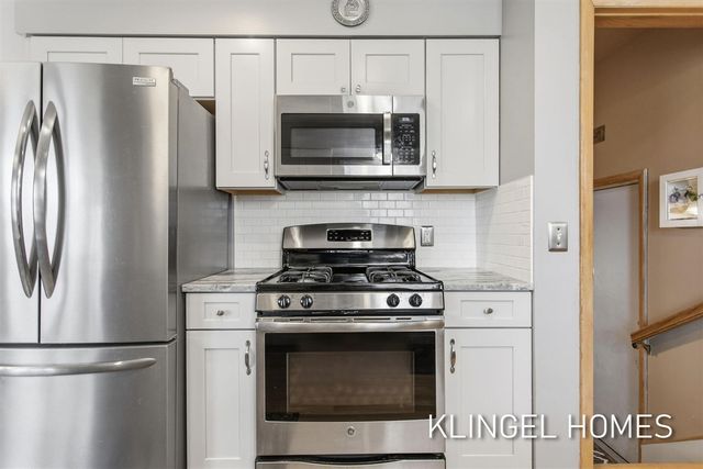 15516 Pruin Street, Spring Lake, MI 49456