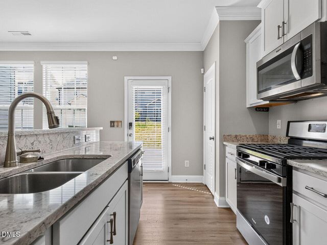46 E Porthaven Way, Clayton, NC 27527