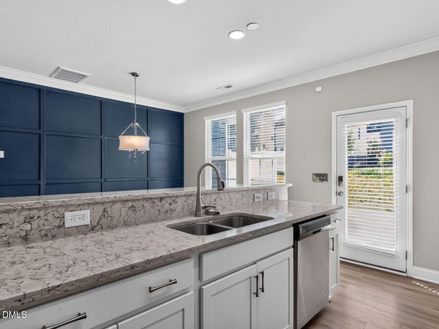 46 E Porthaven Way, Clayton, NC 27527