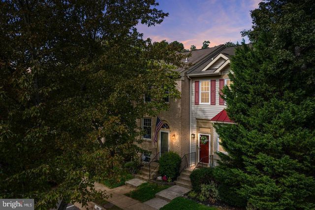 6597 SKYLEMAR TRL, Centreville, VA 20121