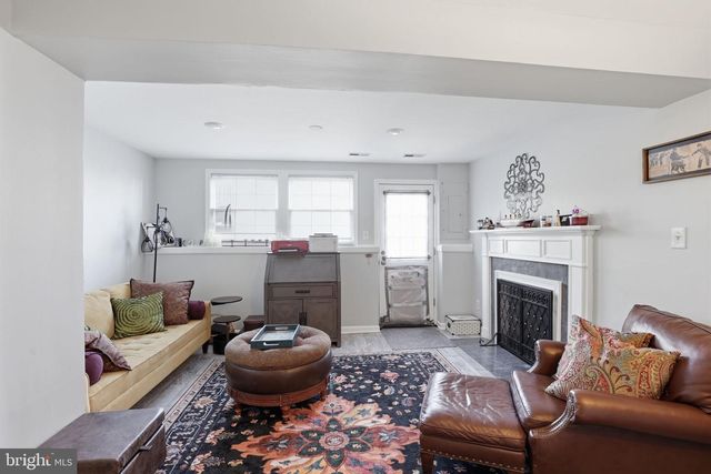 6597 SKYLEMAR TRL, Centreville, VA 20121