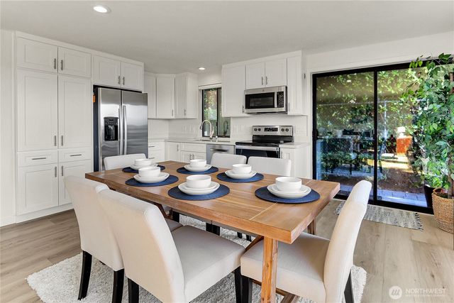 1942 7th Avenue W, Seattle, WA 98119