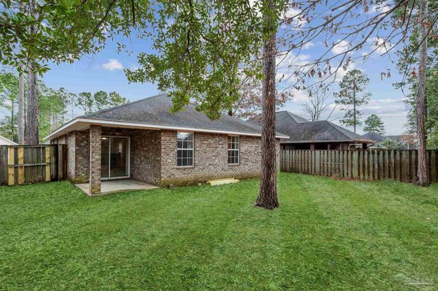 5933 Dunridge Dr, Pace, FL 32571