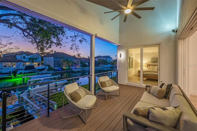 4938 COMMONWEALTH DRIVE, Sarasota, FL 34242