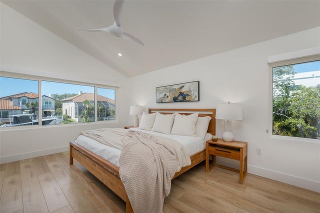 4938 COMMONWEALTH DRIVE, Sarasota, FL 34242