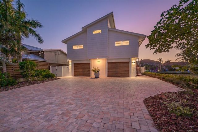 4938 COMMONWEALTH DRIVE, Sarasota, FL 34242