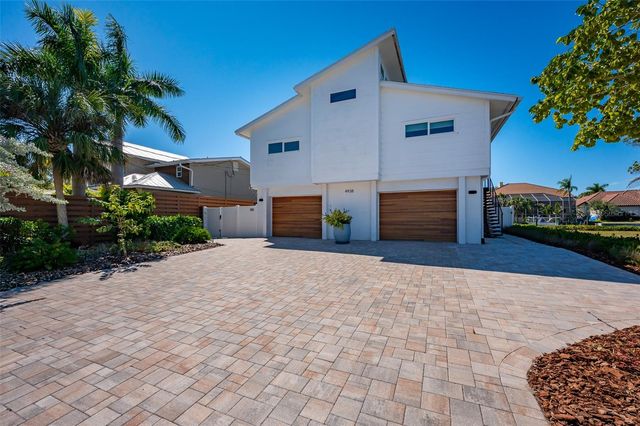 4938 COMMONWEALTH DRIVE, Sarasota, FL 34242