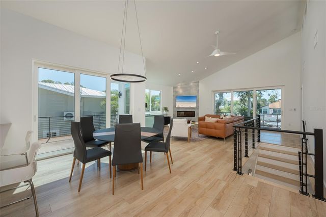 4938 COMMONWEALTH DRIVE, Sarasota, FL 34242