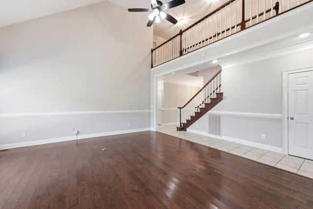 1622 Buckingham Dr, Murfreesboro, TN 37129