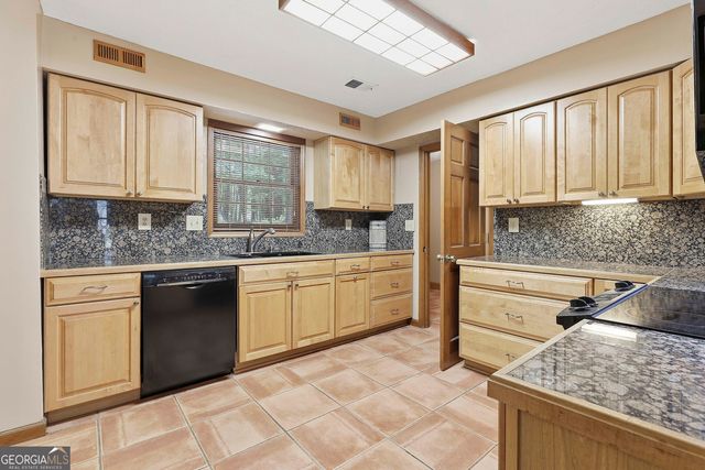 100 Jennings Yard, Peachtree City, GA 30269