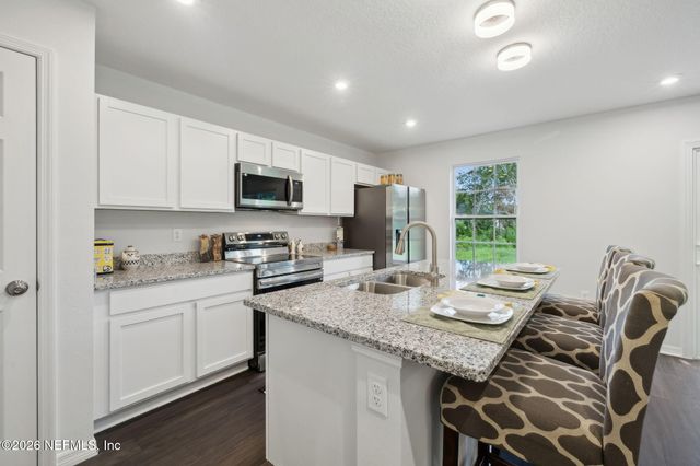 2336 JAYSON Avenue, Jacksonville, FL 32208