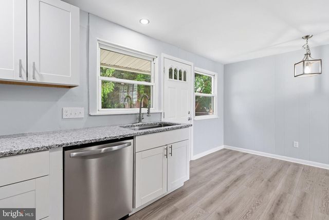 226 OXFORD CIR, Norristown, PA 19403