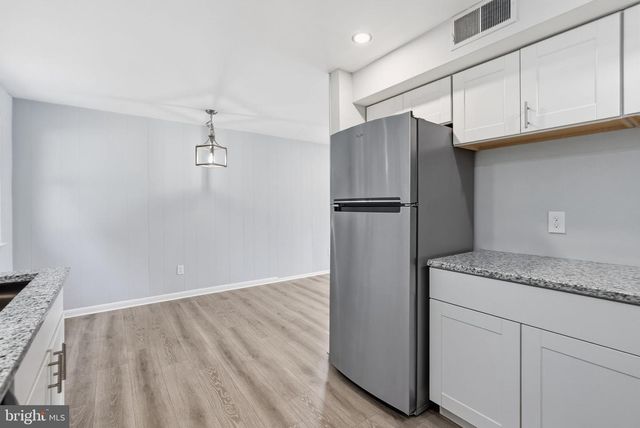 226 OXFORD CIR, Norristown, PA 19403