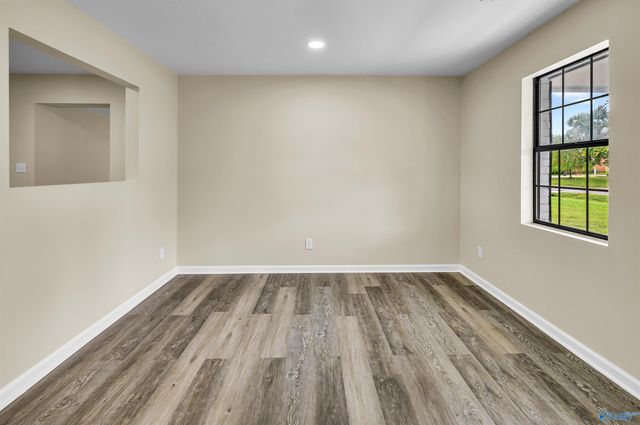 1152 James Avenue, Courtland, AL 35618