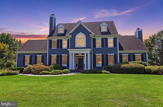 6 LAKE BALDWIN DR, Pennington, NJ 08534