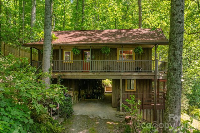 154 Timberside Drive, Mars Hill, NC 28754