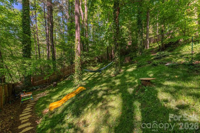 154 Timberside Drive, Mars Hill, NC 28754