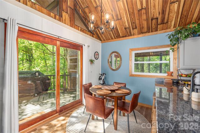 154 Timberside Drive, Mars Hill, NC 28754