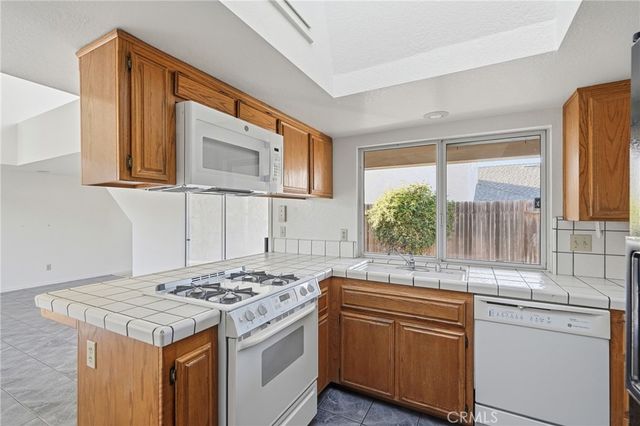 1491 Bathurst Drive, Santa Maria, CA 93455