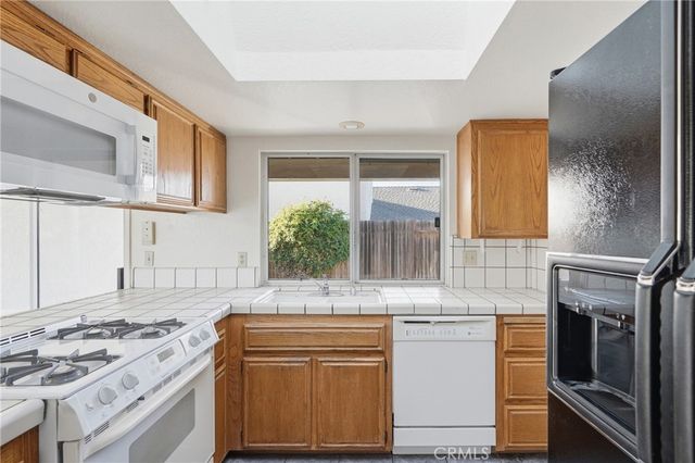 1491 Bathurst Drive, Santa Maria, CA 93455