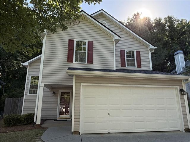 528 Parkstone Lane, Woodstock, GA 30189