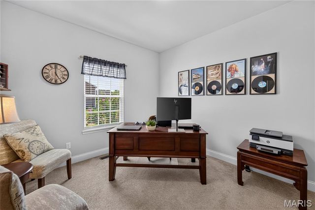 1809 Barclay Trail Drive, Wentzville, MO 63385