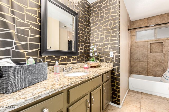 1643 E WILDHORSE Place, Chandler, AZ 85286