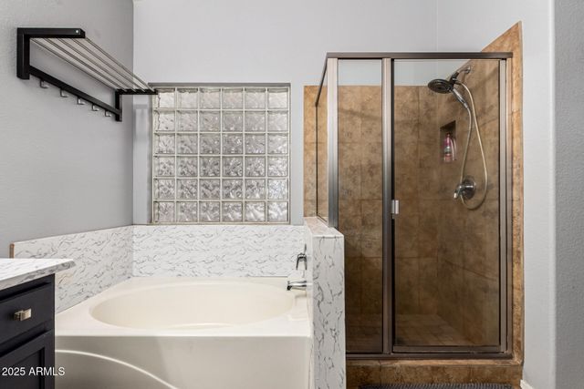 1643 E WILDHORSE Place, Chandler, AZ 85286