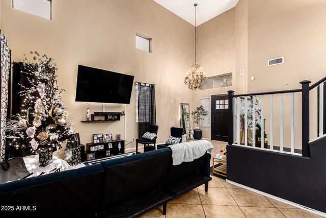 1643 E WILDHORSE Place, Chandler, AZ 85286