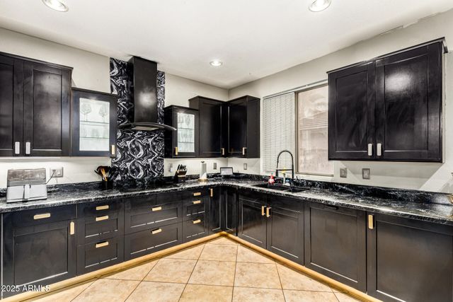 1643 E WILDHORSE Place, Chandler, AZ 85286