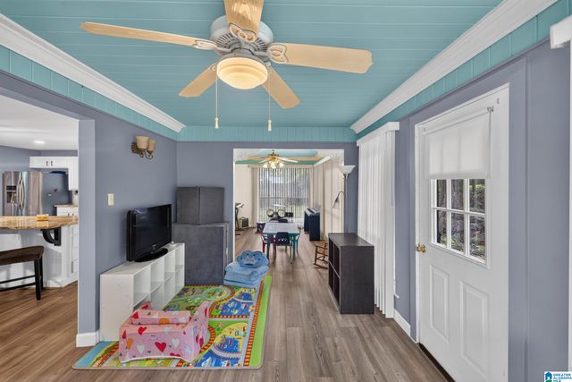 2122 VICKI DRIVE, Birmingham, AL 35235